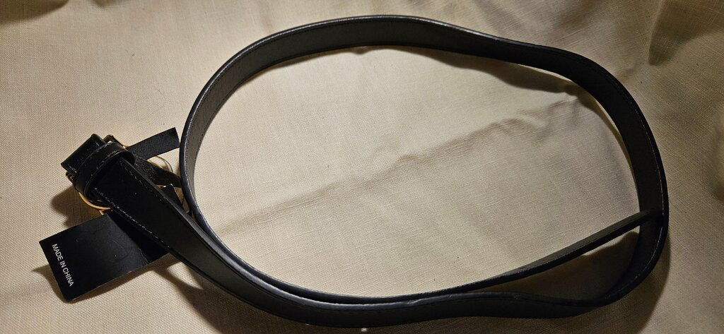 SHEIN Black Faux Leather Belt with Rings