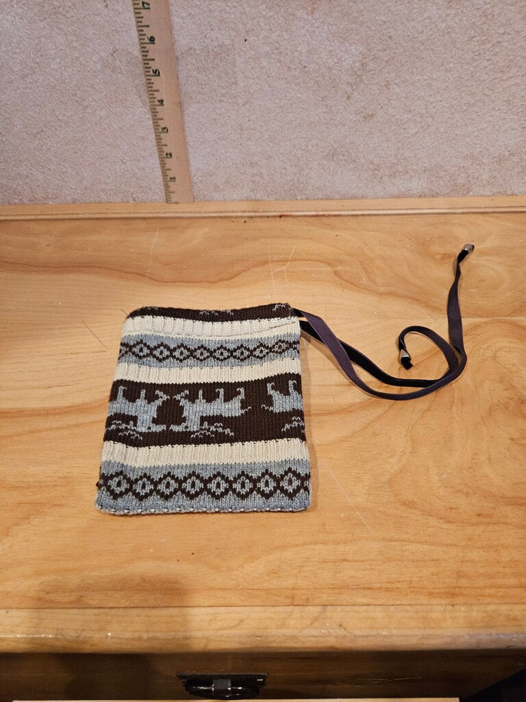 Knitted Animal Pattern Pouch