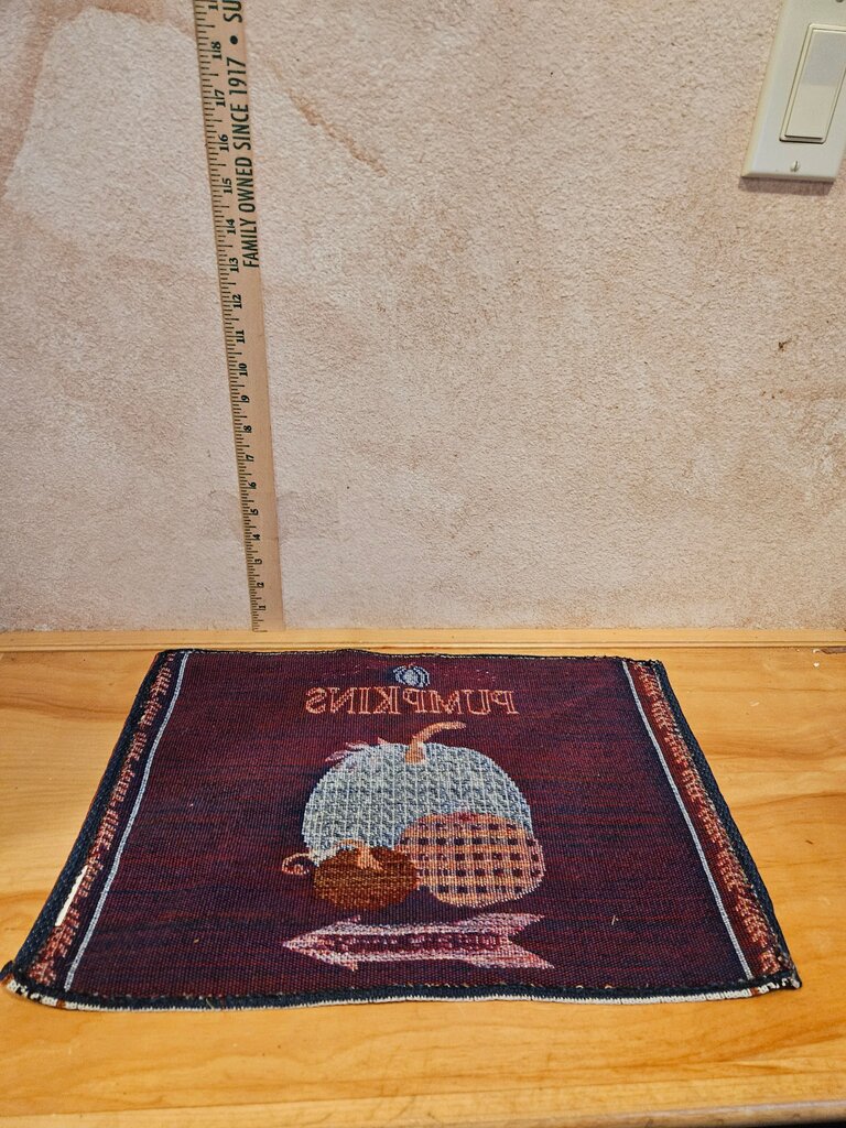 Pumpkin Themed Tablemat