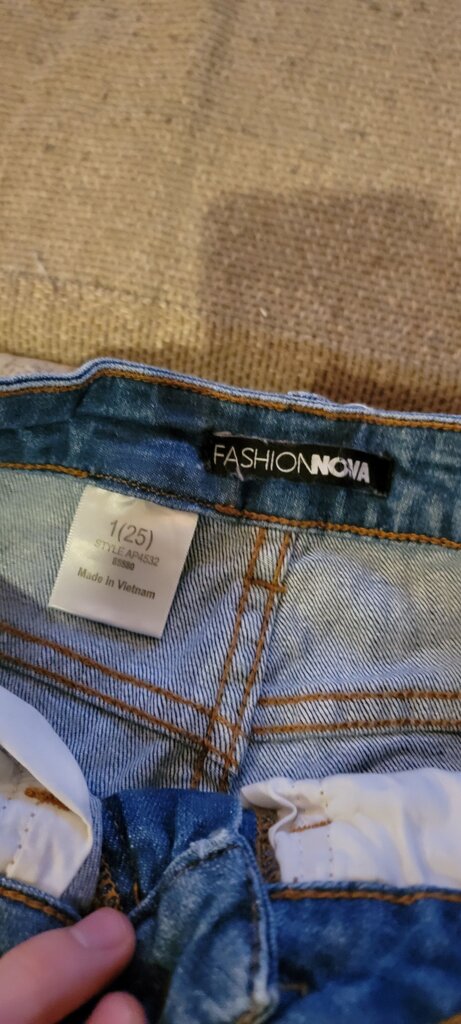 Fashion Nova Distressed Skinny Jeans