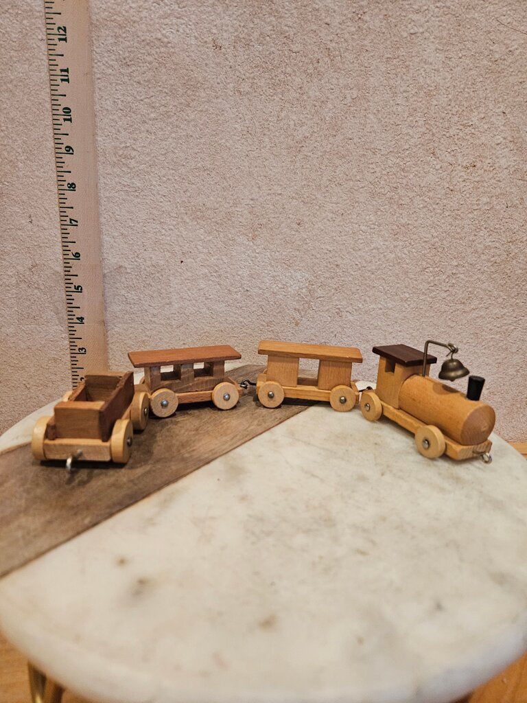 Vintage Loquai wooden train set made in West Germany w damage on cart
