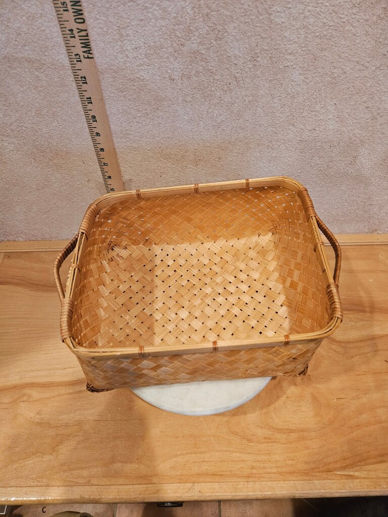 Double Handled Woven Basket Catchall Fruit Bowl Brown Natural Fiber Handmade Storage Basket