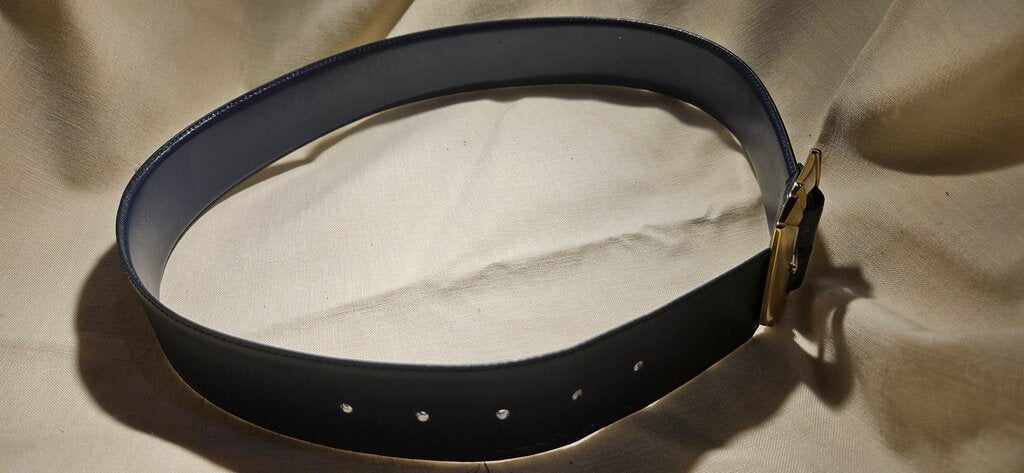 Libby Claiborne Women's Black Leather Belt