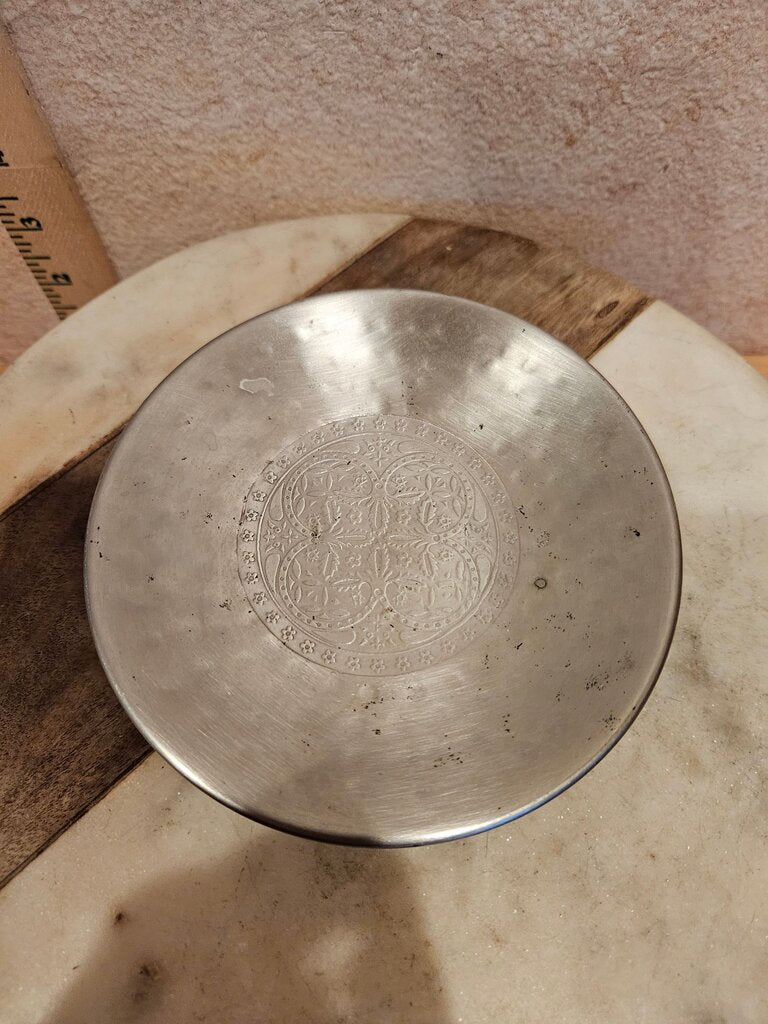 A stylish vintage hammered metal small embossed motif pedestal small serving / trinket dish mini cloche base