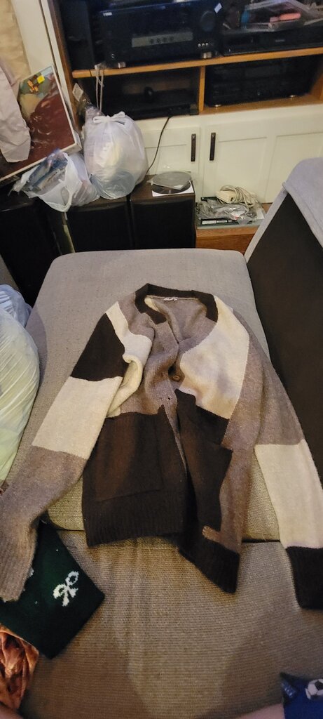 LORI GOLDSTEIN LOGO Cardigan Sweater