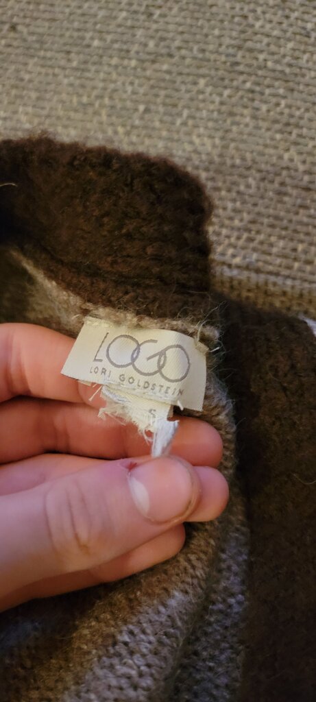 LORI GOLDSTEIN LOGO Cardigan Sweater