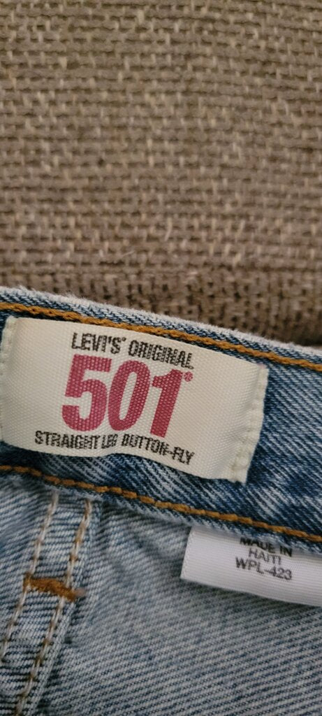 Levi's 501 Straight Leg Jeans