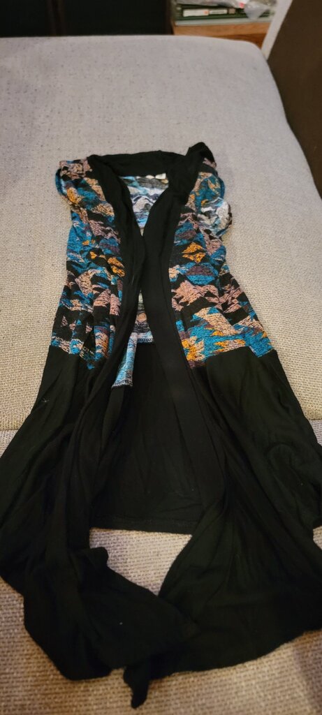 annlanna Black and Colorful Floral Soft Cardigan