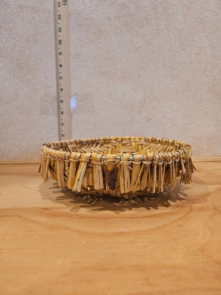 Hopi Basket, Vintage, Sifter Basket, Native American Art, Basketry, Plaited Yucca Ring Basket, Vignette cloche base Home Decor, Shelf Art