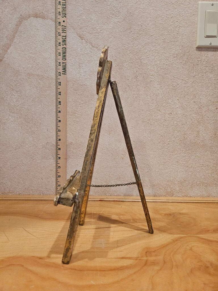 Vintage Gilded Italian Florentine Shell Motif Gold Gilt Wood Easel As Is, a little wobbly Plate Picture Art print Painting Display Stand