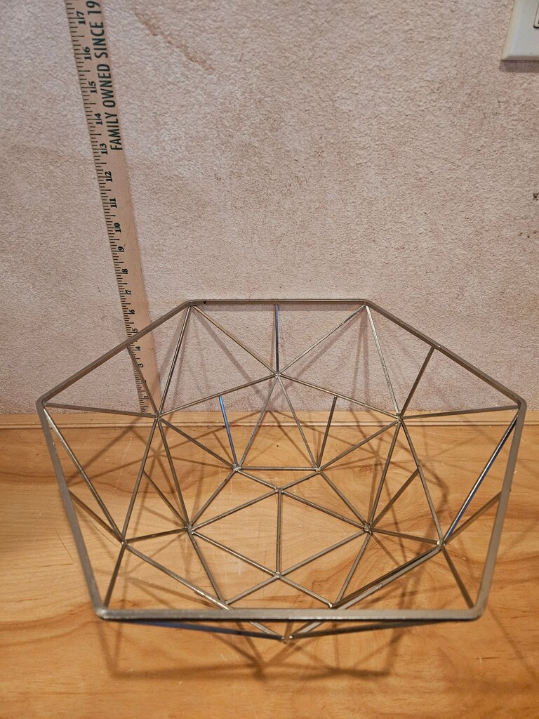 Geometric Metal wire Wire Abstract Bowl Metal Diamond Pattern Fruit Basket Holder Rack Bowl Storage Stand Dining Table Tidy