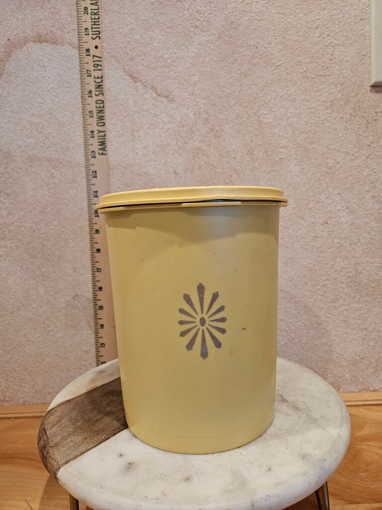 Vintage Harvest Gold Tupperware Servalier Canisters Set Of 2 w Lids Nesting 'Starburst' Pattern Yellow Kitchen Pantry Counter Storage Containers
