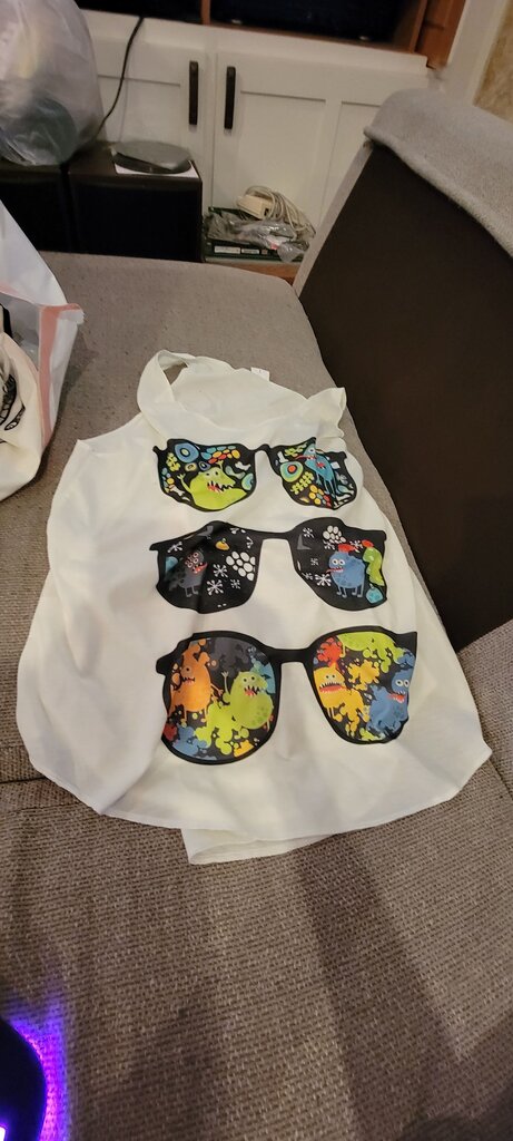 Kids' Graphic Tank Top with Sunglasses Design