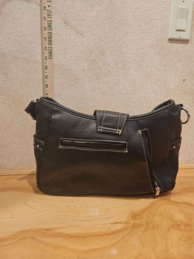 Black Fashion Handbag with Decorative Buckle