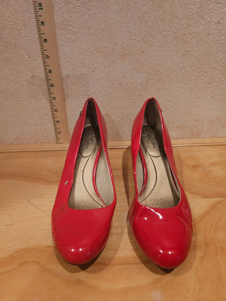 LifeStride Red Patent Leather Heels
