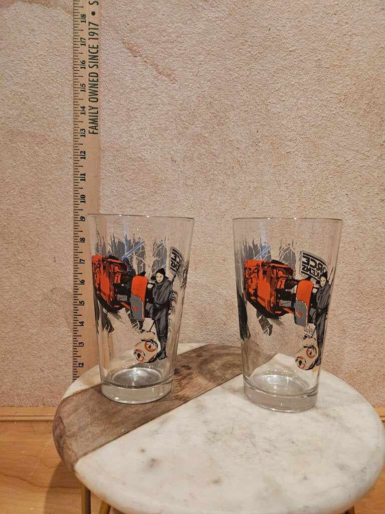 Star Wars The Force Awakens MONDO Alamo Drafthouse Pint Glass Rare Drinking Glasses Set