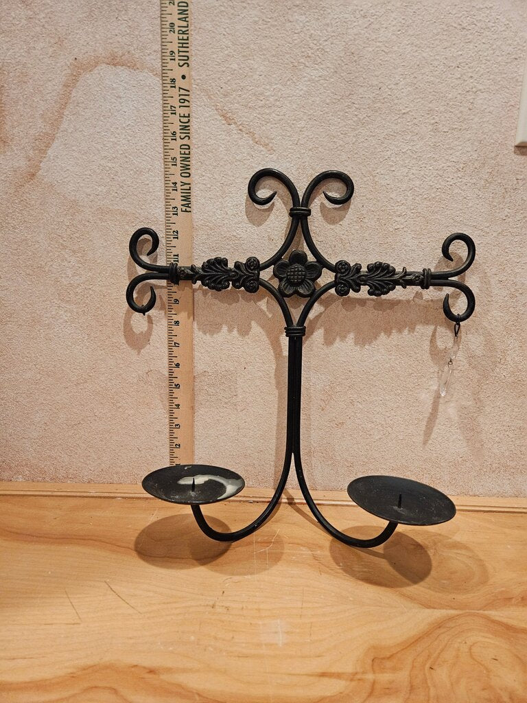 Vintage Gothic Black Cast Wrought Iron dual Pillar Candle Holder Wall Mount Scrolled Elegant Black Metal Candle Holder