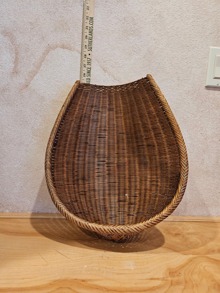 Vintage Japanese Bamboo Drying Basket Grain scoop wall pocket Wicker Basket holder