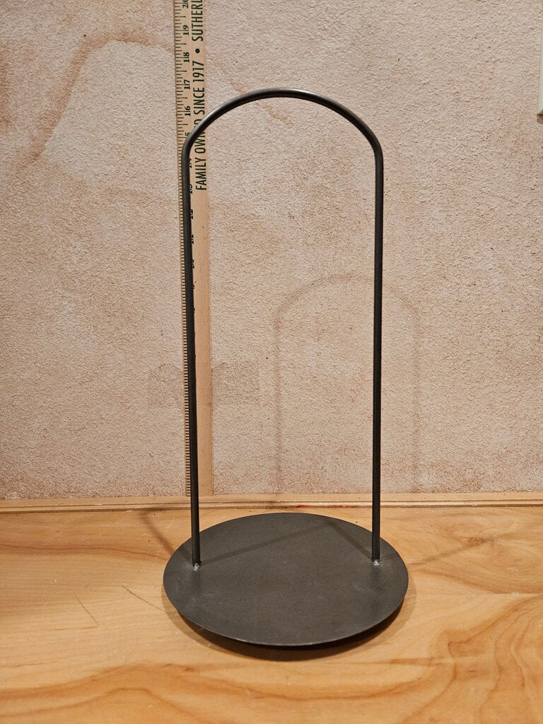 Modern Minimalist Metal Stand