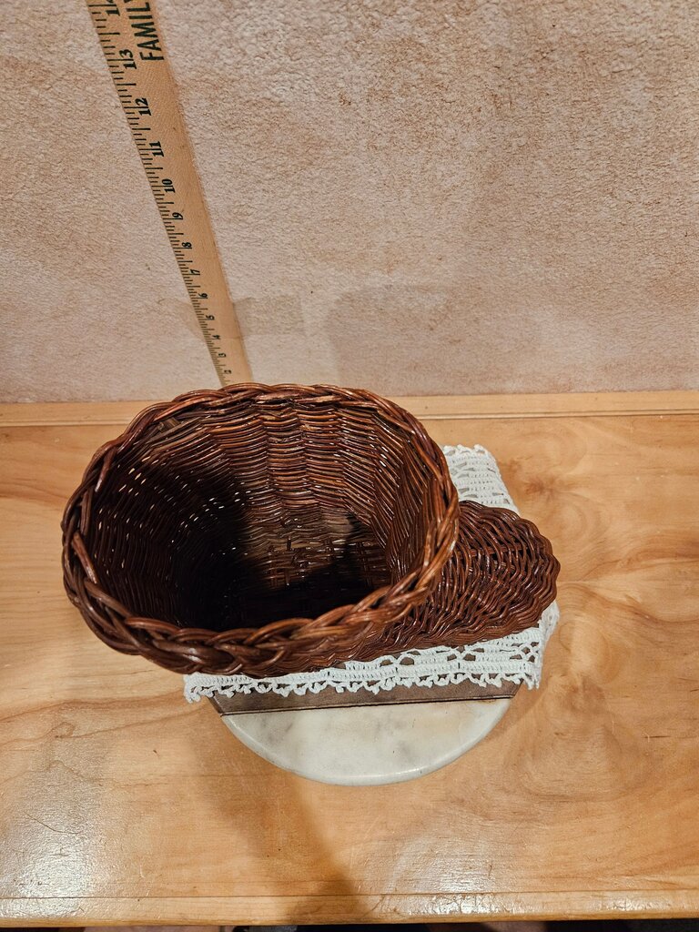 Vintage Woven Wicker Boot Shaped Basket Planter /Dry Flower Arrangement or centerpiece display