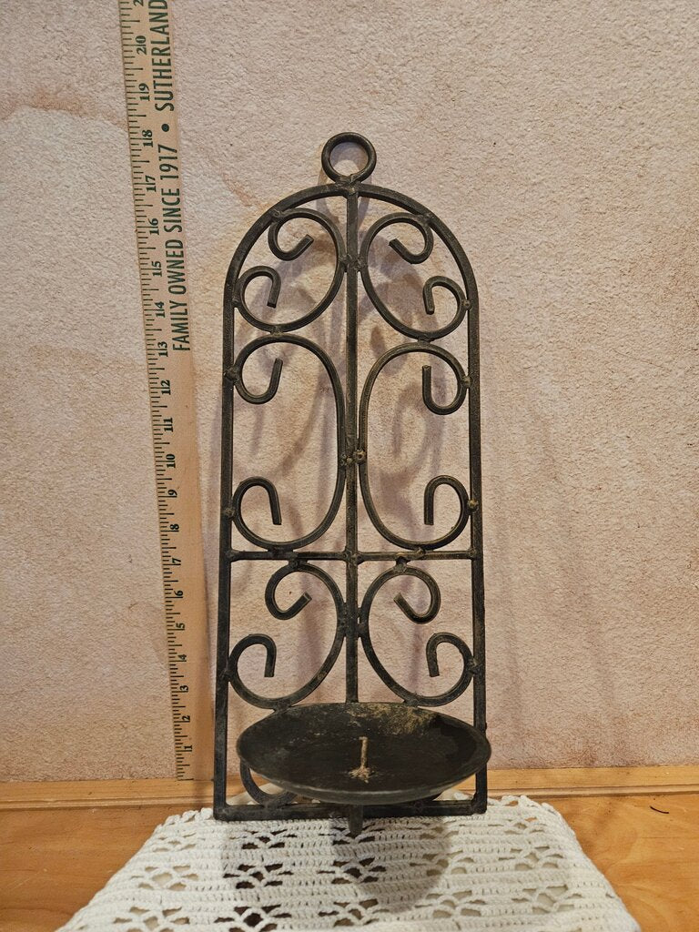 Vintage Ornate Metal Hanging Black Wrought-Iron Wall Sconce Pillar Candle Holders