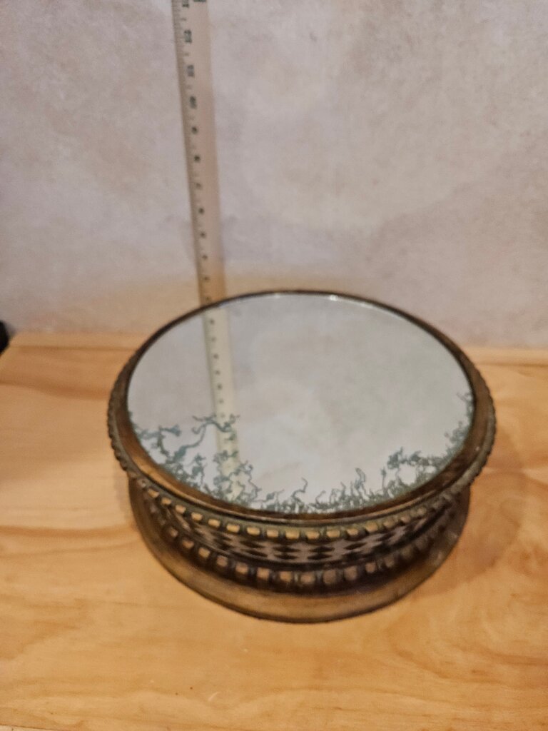 Round Beveled Vanity Pedestal Plateau Mirror Gold Silver plate Tray Ornate Cloche Base Mirrored Cake Plate, Stand, Plateau / Display Stand for Shop, Show, or Home