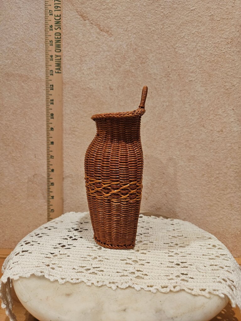 Vintage Handled Rattan Woven Flower Basket Long Rustic Flower Arrangement Holder wall Pocket basket