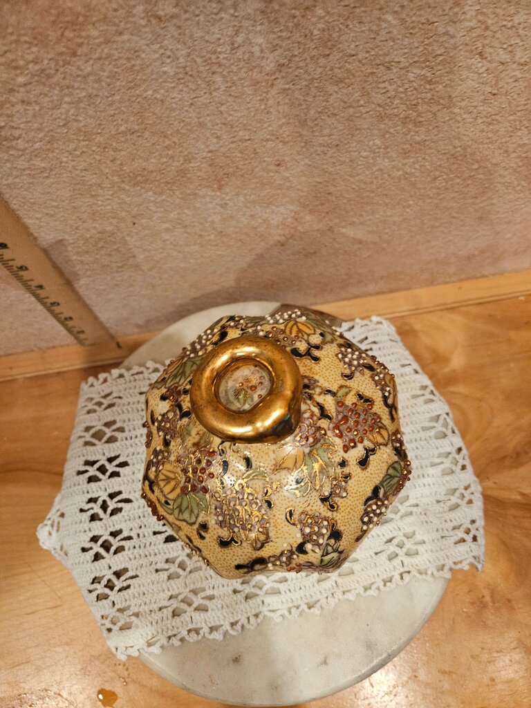Vintage Gilded Porcelain Chinoiserie Style Asian Tea Caddy Trinket Container Gold Floral Pattern w lid