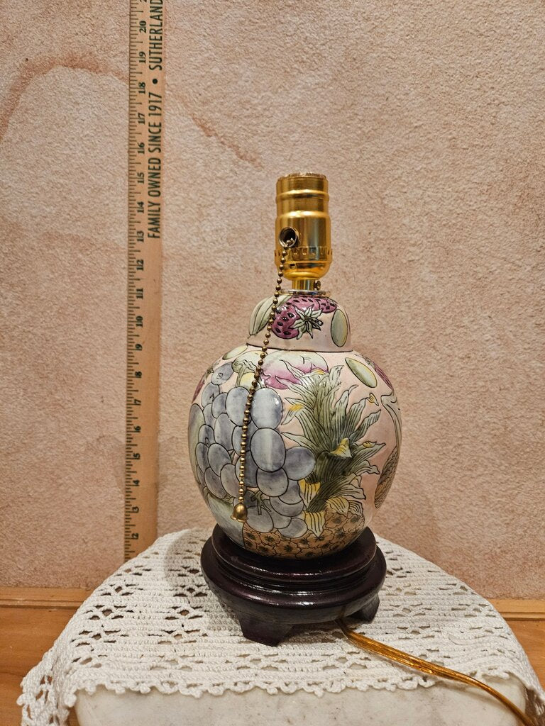Vintage Chinese Handcrafted Hand Painted Porcelain Table Lamp Floral Ginger Jar on elegant Rosewood Base, Macau Lighting