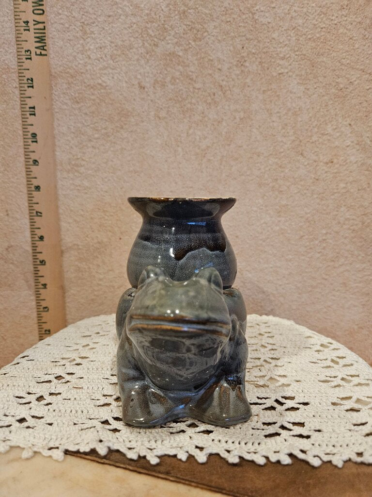Vintage Green Ceramic Frog Planter Bowl Art Pottery Flower pot air plant succulent