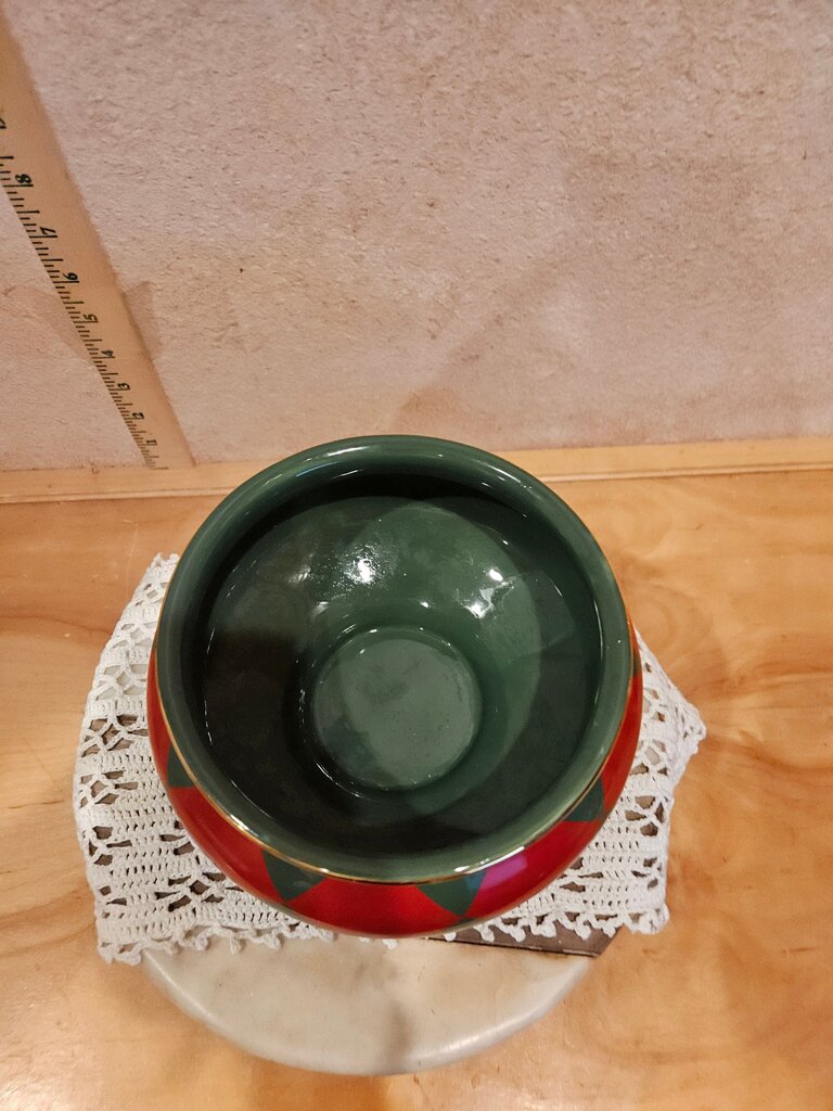 Teleflora Gift Festive Holiday Green & Red Diamond/Checked Design Planter Bowl / flower display / candle display holder w Gilded Gold Trim