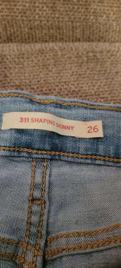 Levi's 311 Shaping Skinny Jeans
