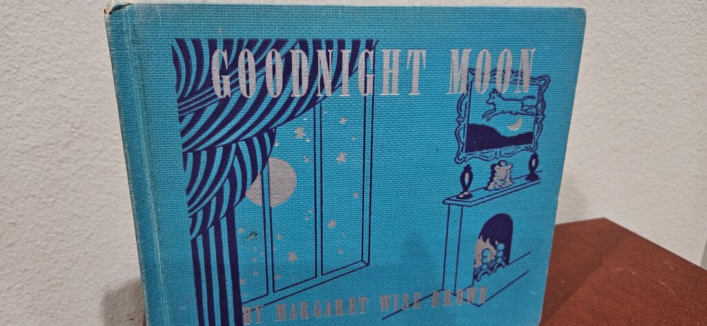 Goodnight Moon by Margaret Wise Brown